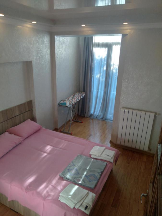 Oldbatumi Apartment Buitenkant foto