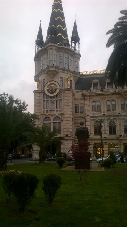 Oldbatumi Apartment Buitenkant foto