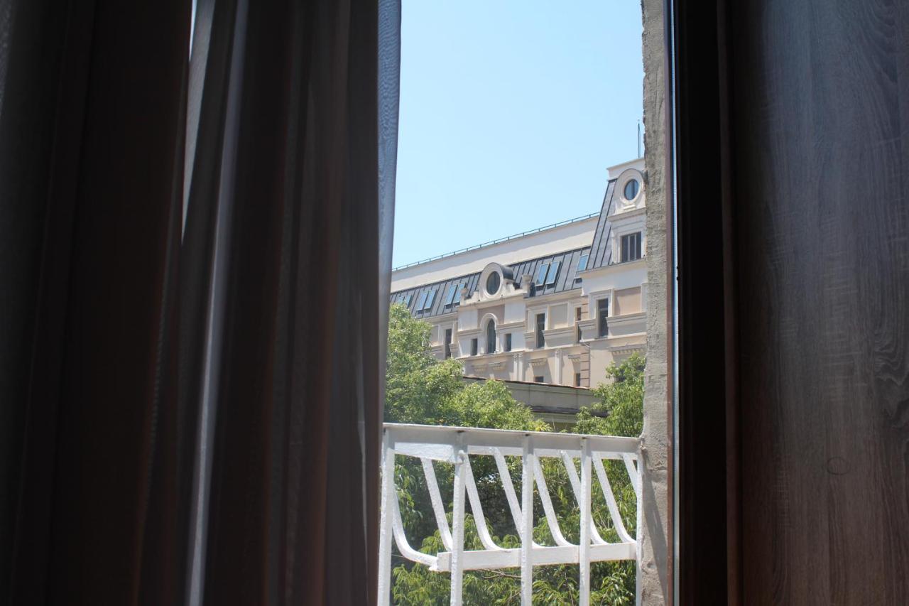 Oldbatumi Apartment Buitenkant foto