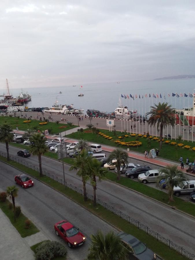 Oldbatumi Apartment Buitenkant foto